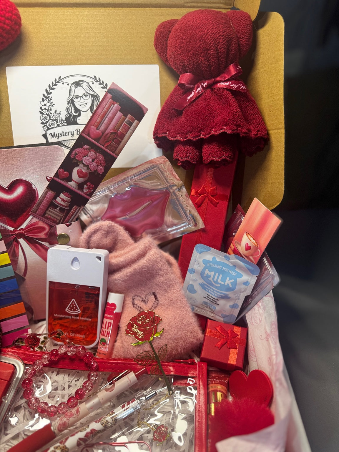 💘 Valentine’s Mystery Box | 20 Item Bundle 💘